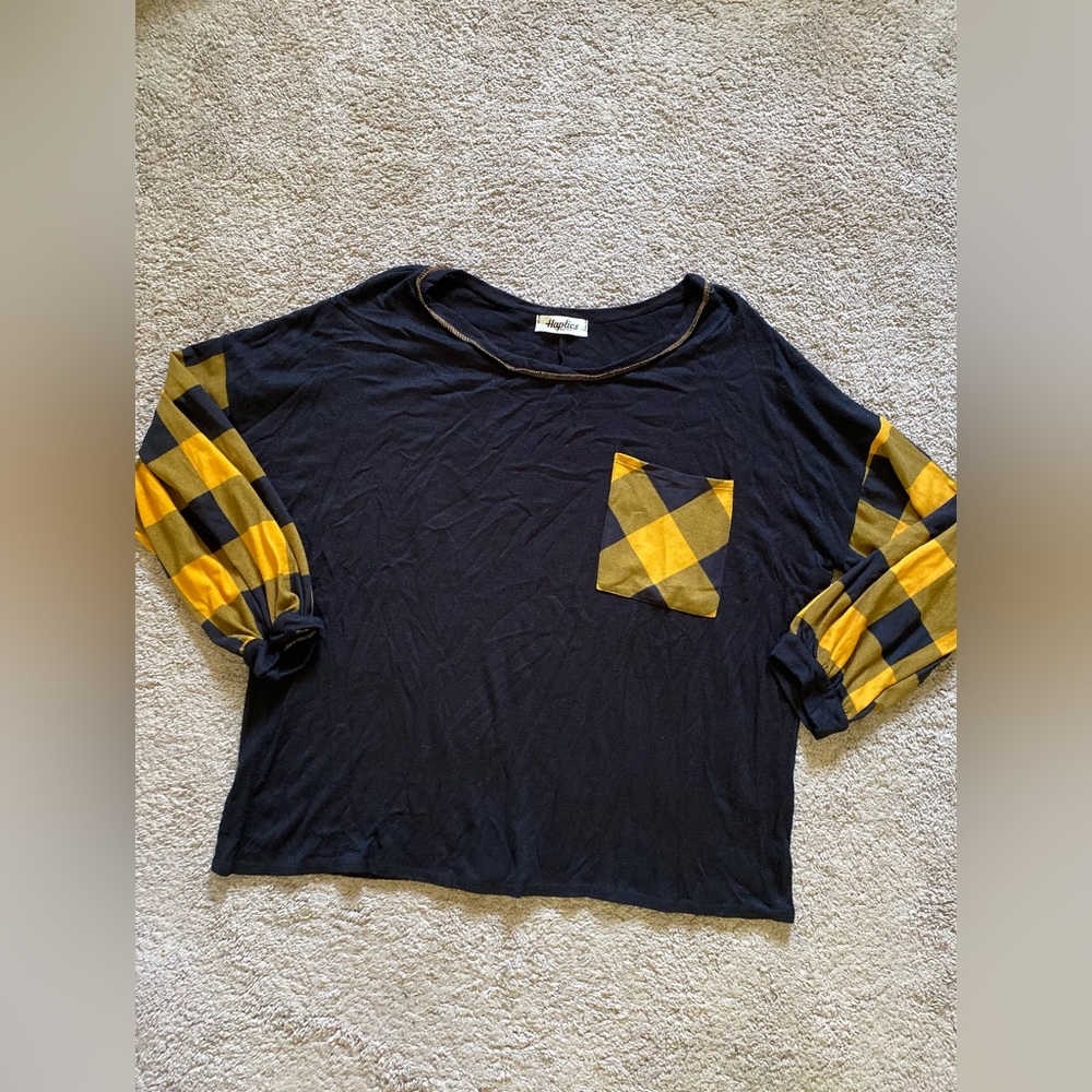 Haptics women’s 3X black / yellow top